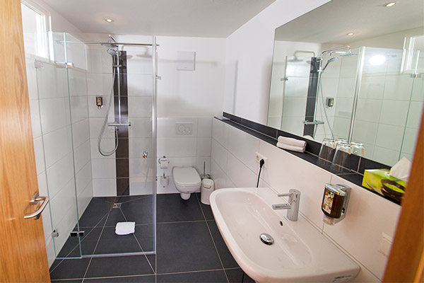 Landhaus Doppelzimmer mit Balkon