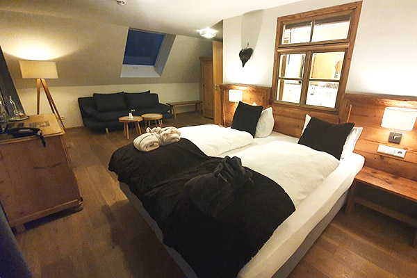 Landhaus Doppelzimmer mit Balkon