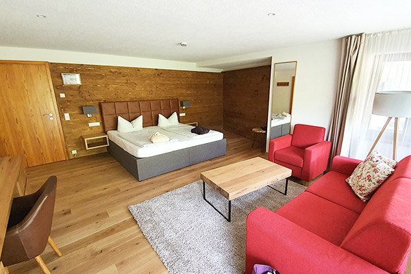 Schwarzwald-Doppelzimmer mit Balkon/Terrasse