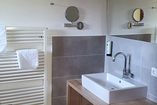 Schwarzwald-Doppelzimmer mit Balkon/Terrasse