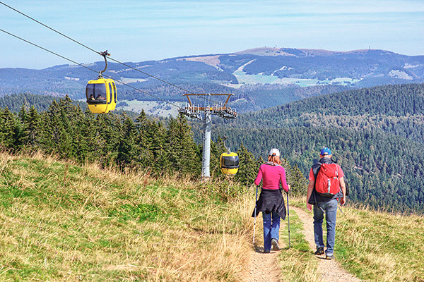 Belchen 1.414 m und Belchen-Seilbahn